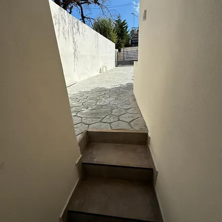 Secret Garden Airport-beach 300m From Famous Davis * Artemida (Attica)