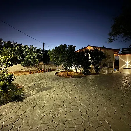 Appartement Secret Garden Airport-beach 300m From Famous Davis